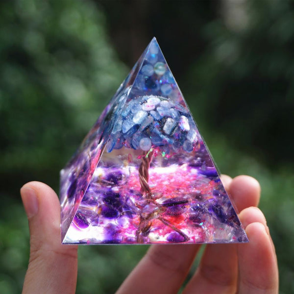 #231-Handmade Kyanite & Amethyst TREE of LIFE ' BALANCE YOUR YIN/YANG ' ORGONITE Pyramid