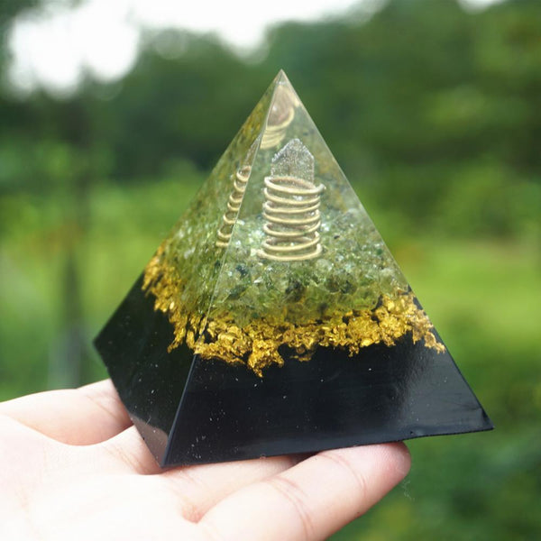 #246- Handmade Peridot, Shungite & Rose Quartz Point ‘RELIEVE EMOTIONAL STRESS’ ORGONITE Pyramid