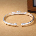 THAI SILVER Holding Hands 'CONNECTION' Bangle