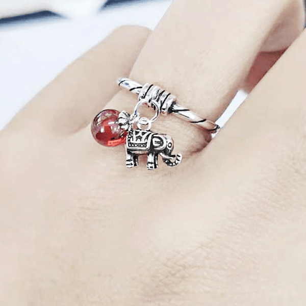 THAI SILVER Elephant & Natural Red Agate 'RELY ON ME'  Ring